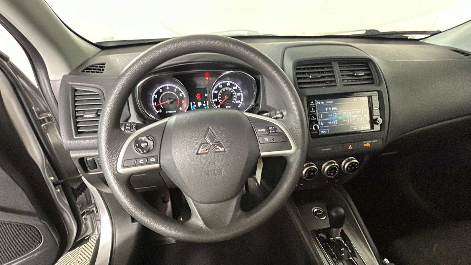 Used 2022 Mitsubishi Outlander Sport ES AWD/4WD image 16