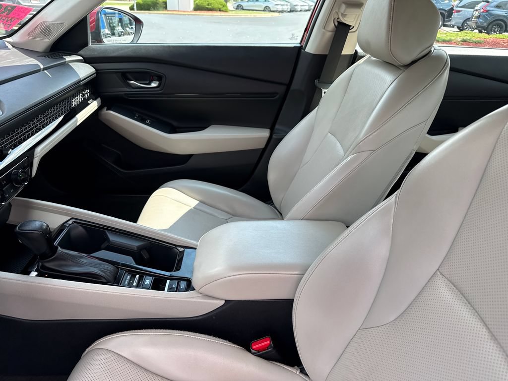Used 2023 Honda Accord EX-L image 14