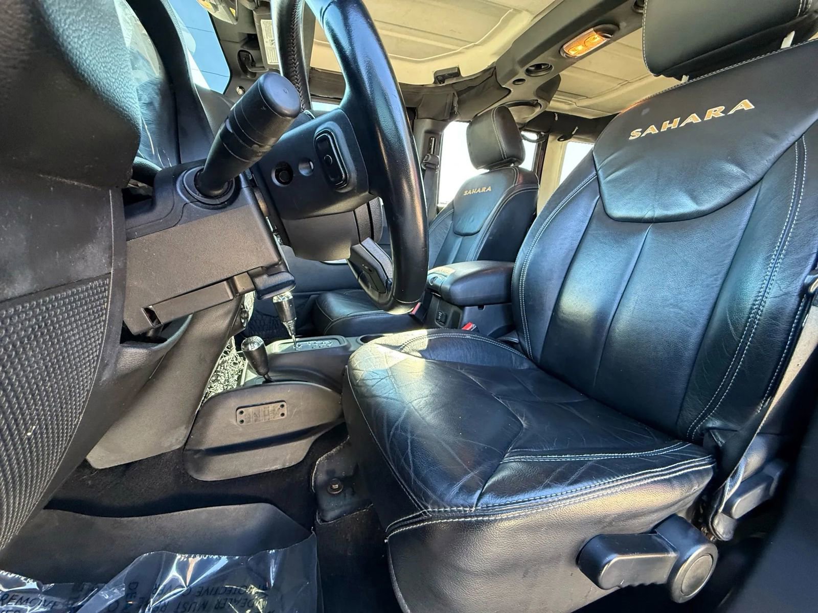 Used 2013 Jeep Wrangler Unlimited Sahara w/ Dual Top Group image 9