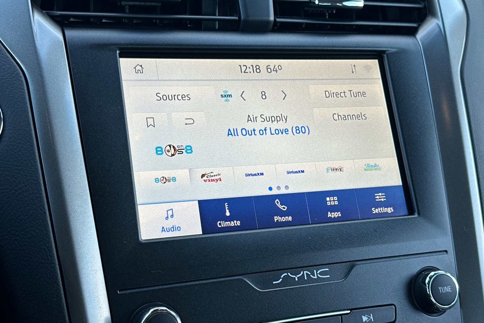 Used 2020 Ford Fusion SE image 17