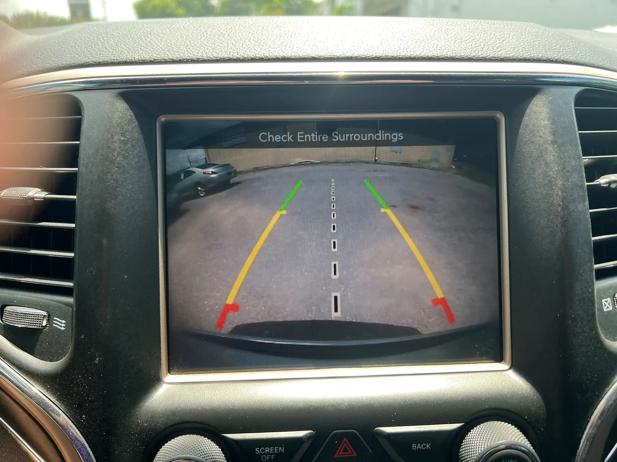 Used 2015 Jeep Grand Cherokee Limited w/ Trailer Tow Group IV RWD image 13