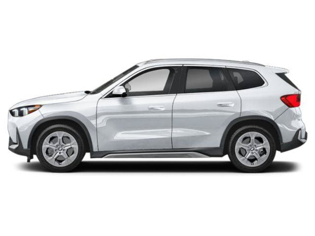 New 2027 BMW X1 xDrive28i AWD/4WD image 3