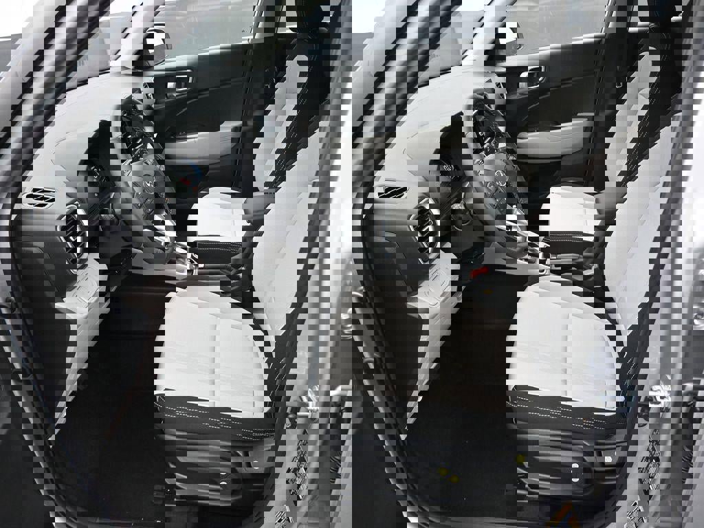 New 2026 Hyundai Venue SEL image 9