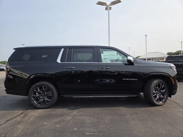 New 2026 Chevrolet Suburban Premier AWD/4WD image 19
