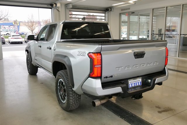 Used 2024 Toyota Tacoma TRD Off-Road image 4