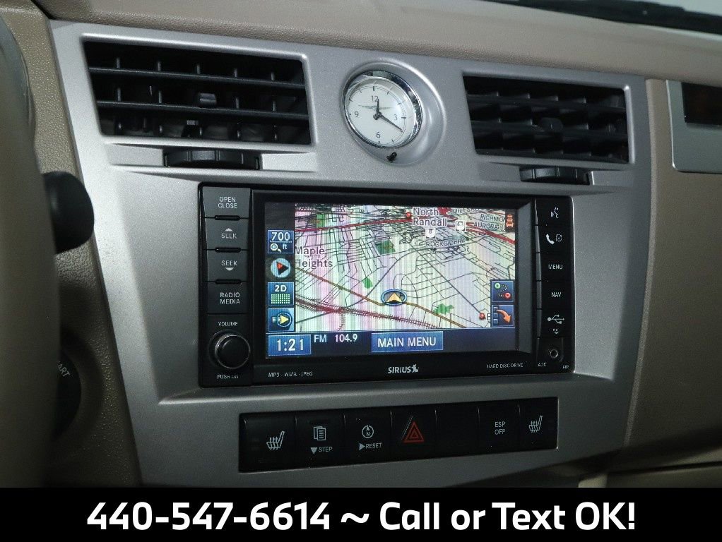 Used 2010 Chrysler Sebring Limited image 27