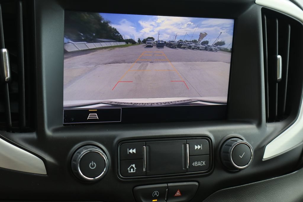 Used 2024 GMC Terrain SLT FWD image 16