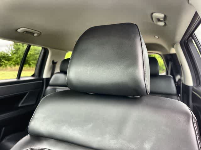 Used 2024 Hyundai Santa Fe SEL FWD image 25