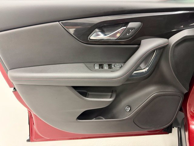 Certified 2019 Chevrolet Blazer RS w/ Sun and Wheels Package AWD/4WD image 20