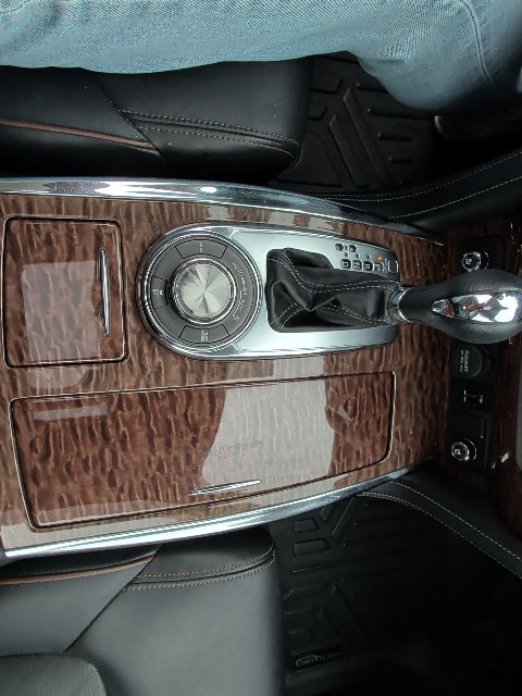 Used 2019 Nissan Armada Platinum w/ Captain's Chairs Package AWD/4WD image 15