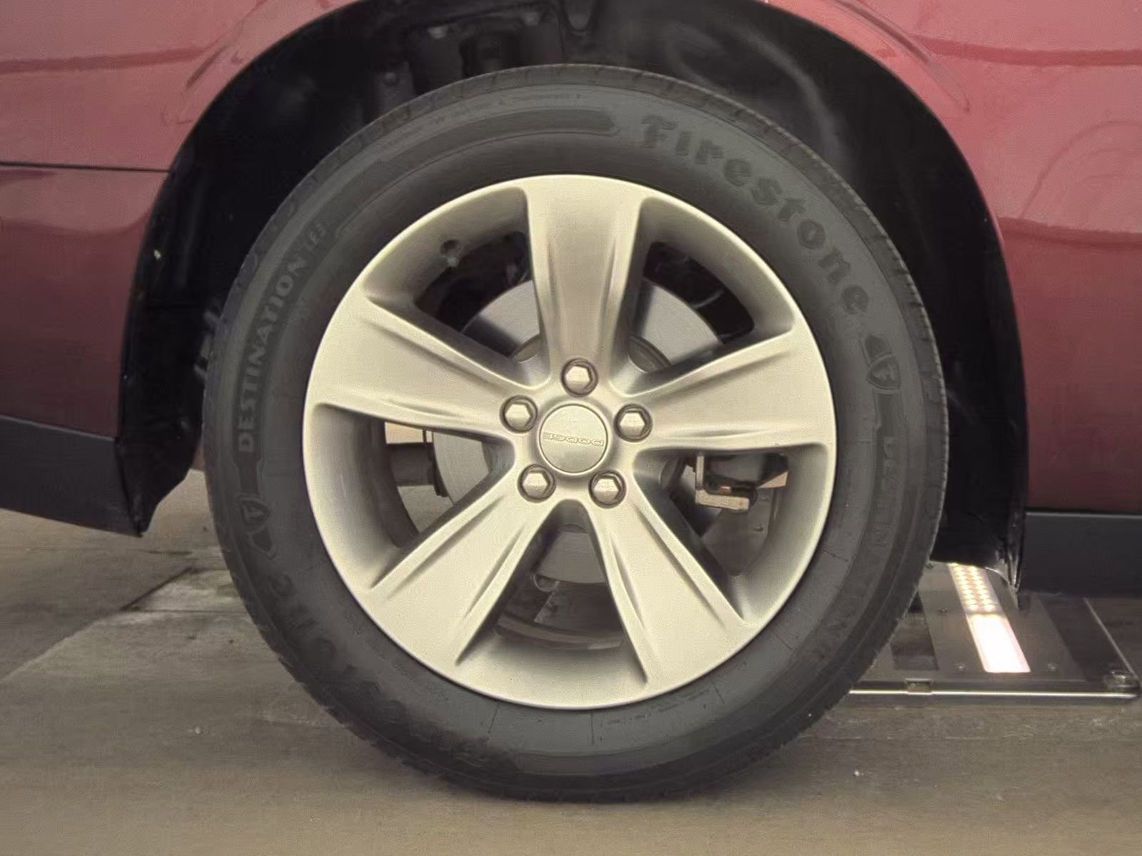 Used 2019 Dodge Challenger SXT image 13