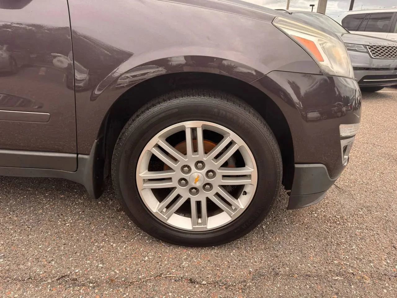 Used 2015 Chevrolet Traverse LT w/ Style and Technology Package AWD/4WD image 9