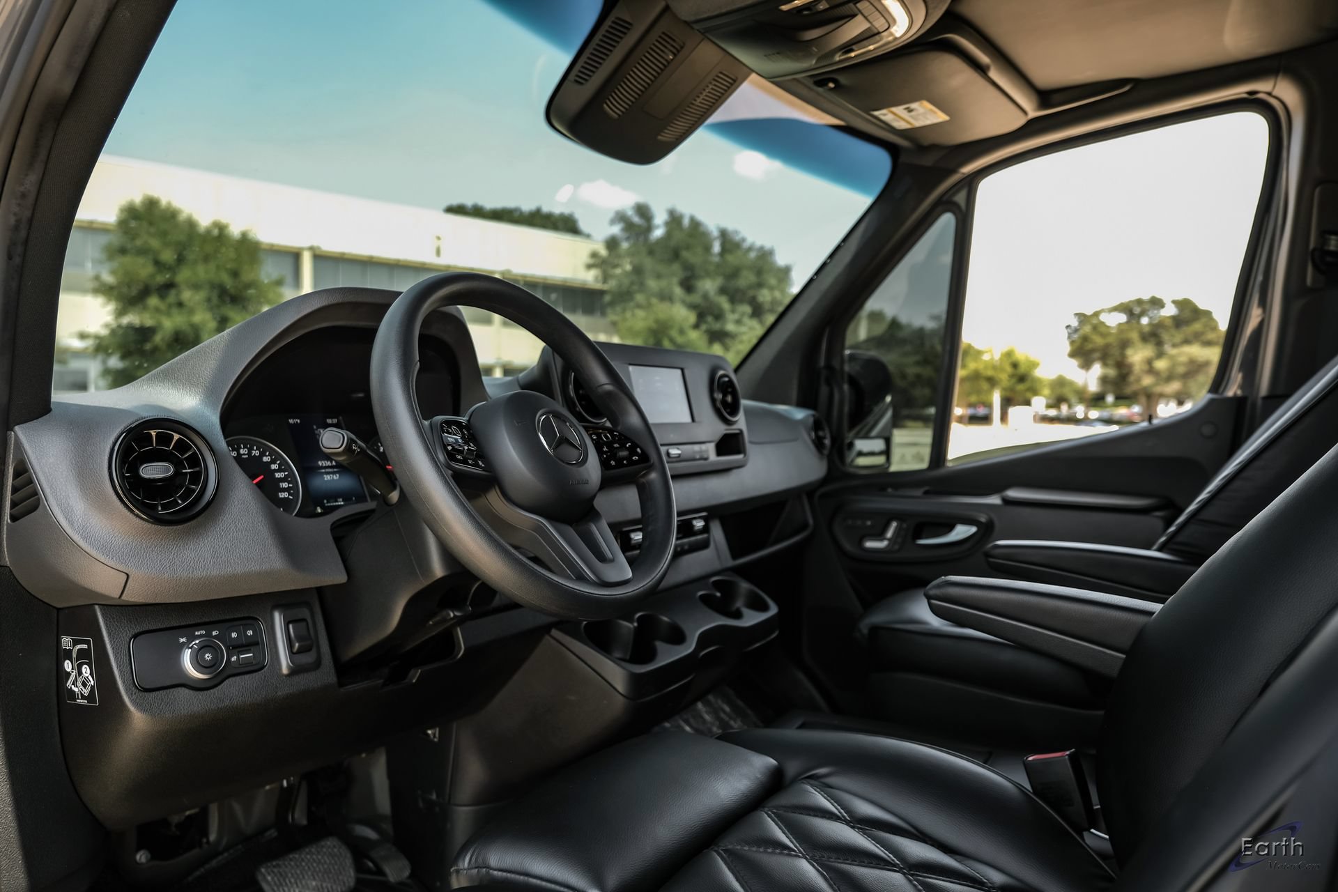 Used 2022 Mercedes-Benz Sprinter 2500 image 33