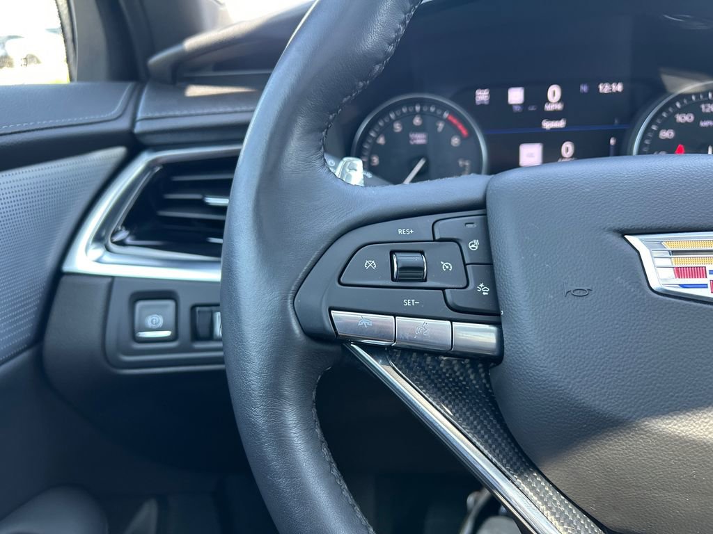 Used 2024 Cadillac XT6 Sport w/ Technology Package AWD/4WD image 21