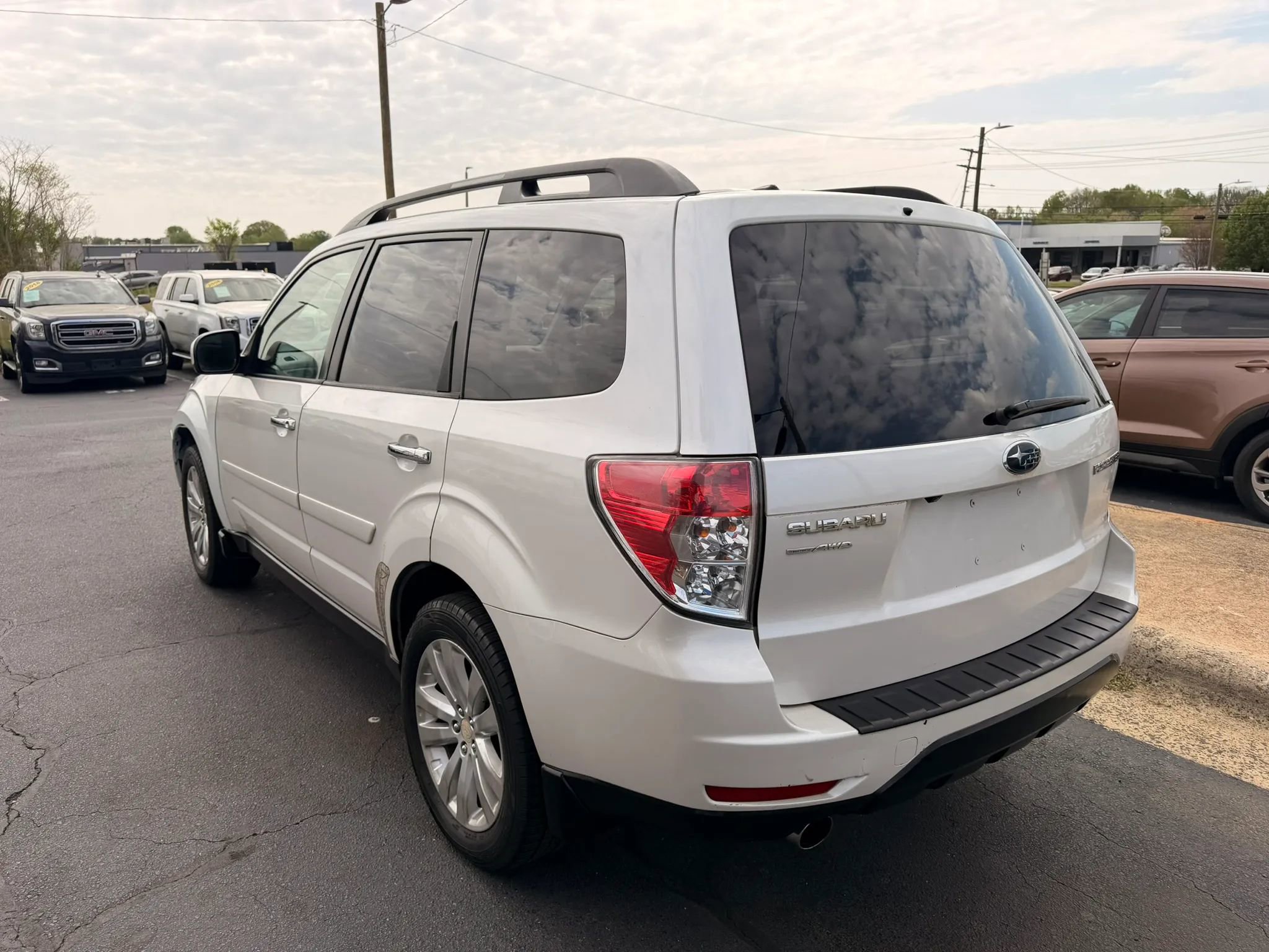 Used 2012 Subaru Forester 2.5X Limited image 5