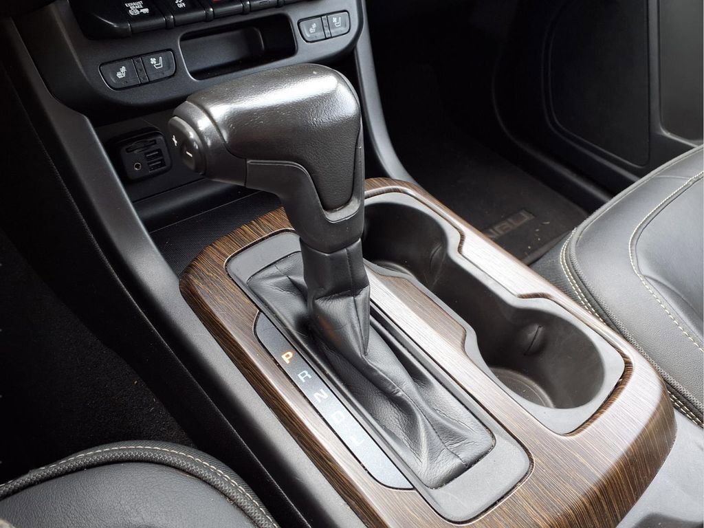 Certified 2019 GMC Canyon Denali image 5