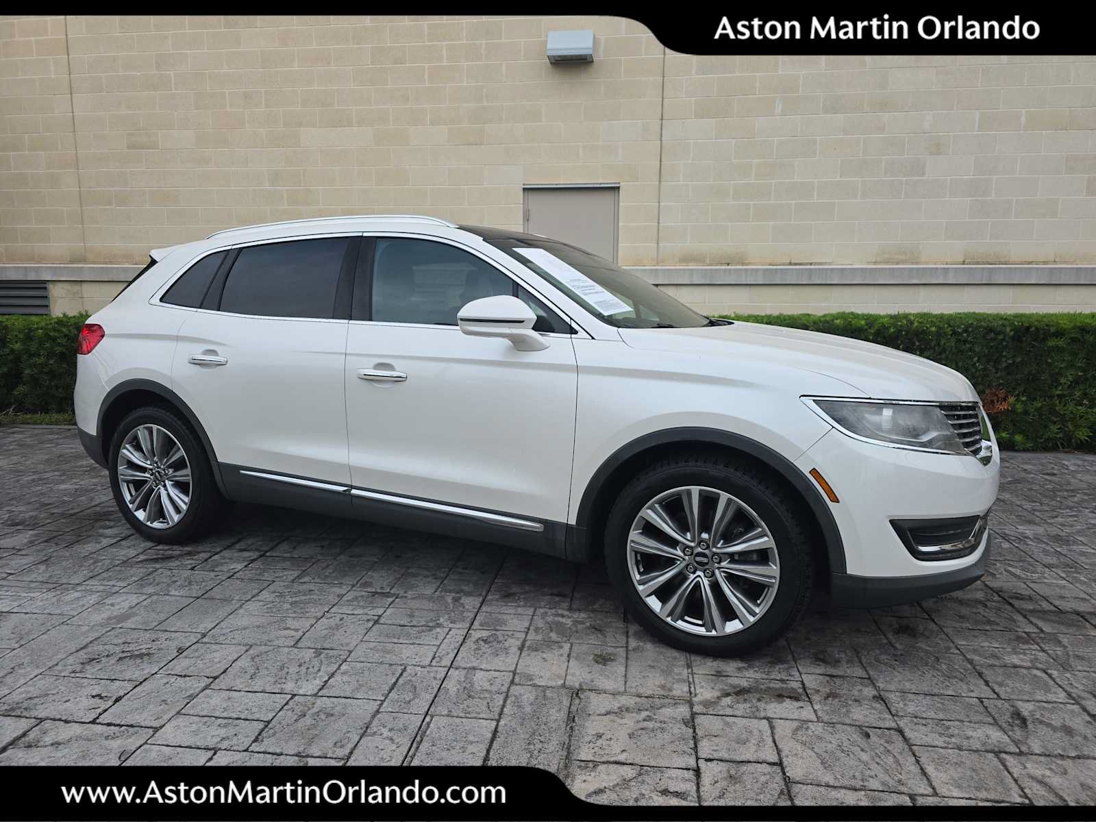 Used 2016 Lincoln MKX Reserve w/ Climate Package AWD/4WD image 1