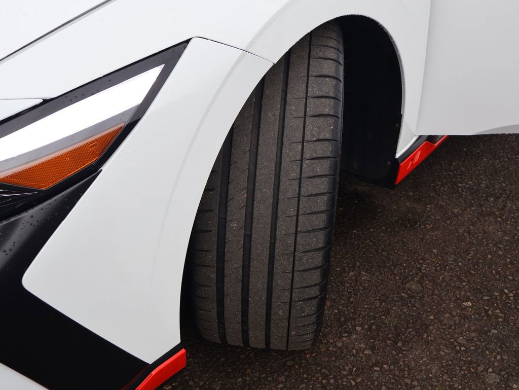 Used 2025 Hyundai Elantra N image 37