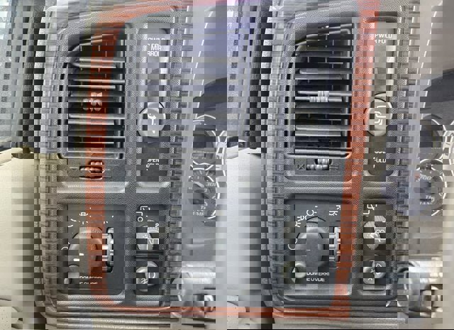 Used 2002 Cadillac Escalade AWD image 27