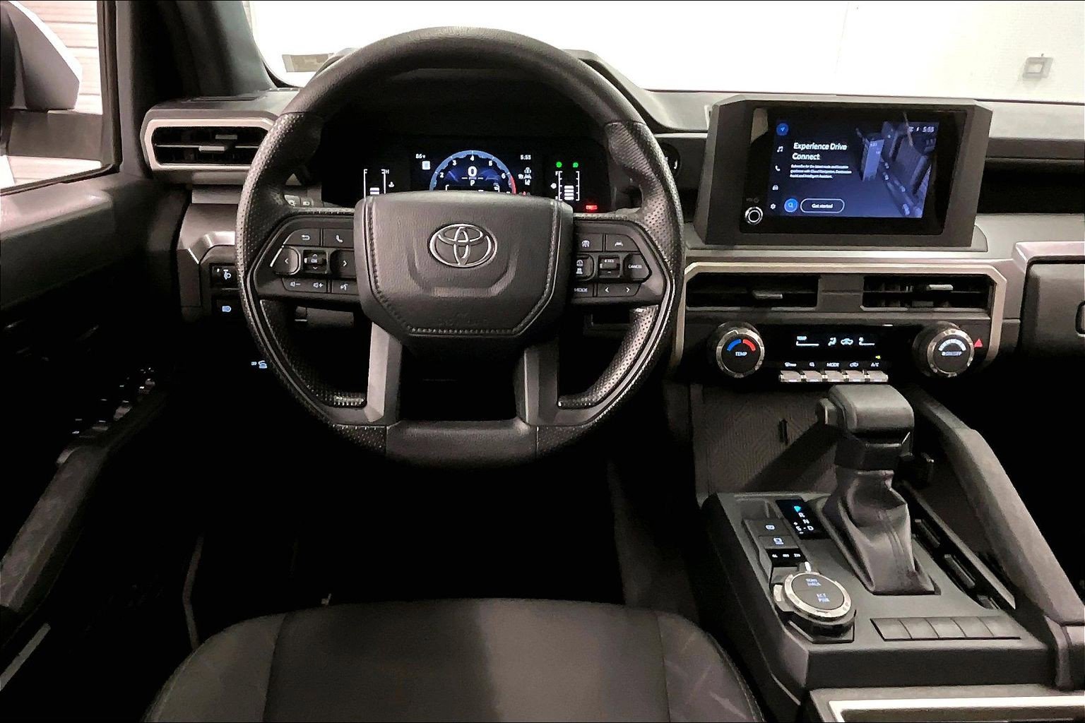 Used 2025 Toyota Tacoma SR5 AWD/4WD image 6
