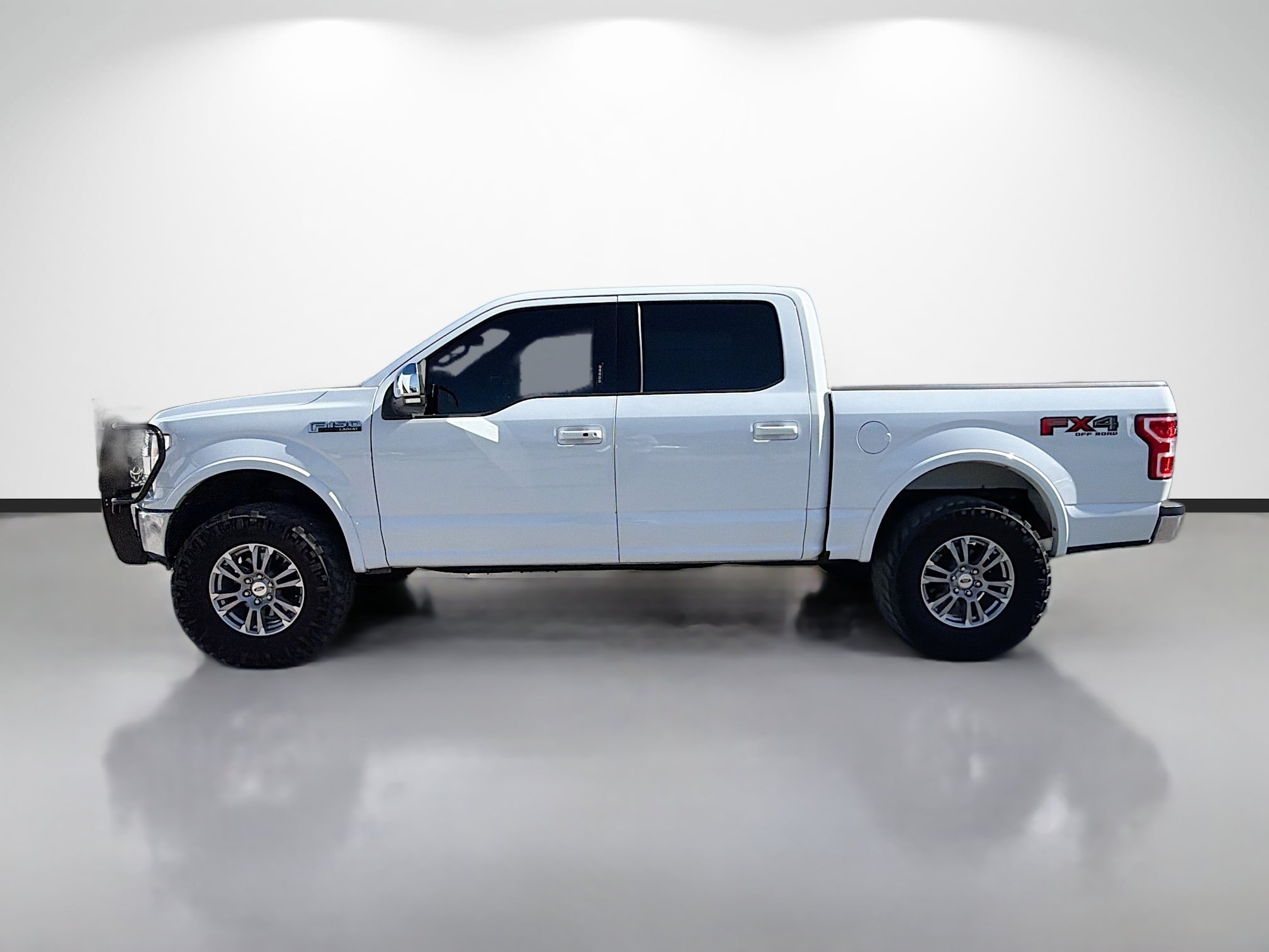 Used 2019 Ford F150 Lariat w/ Trailer Tow Package AWD/4WD image 6