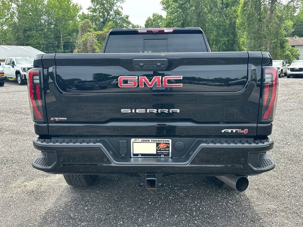 Used 2025 GMC Sierra 2500 AT4 w/ AT4 Premium Plus Package AWD/4WD image 7