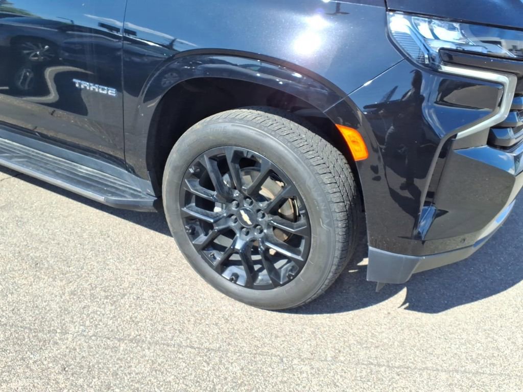 Used 2023 Chevrolet Tahoe High Country AWD/4WD image 4