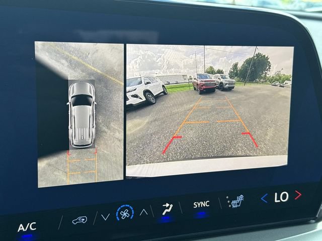 New 2026 Chevrolet Traverse LT w/ Driver Confidence Package FWD image 46