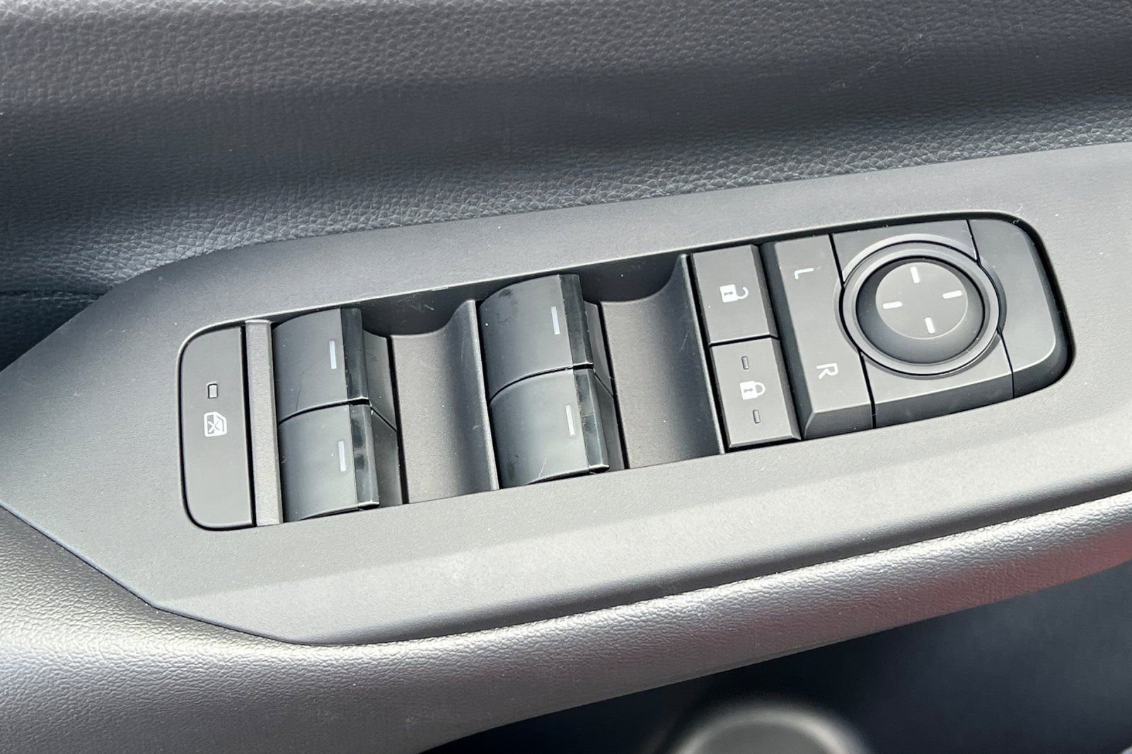 New 2026 Toyota Prius Plug-In Hybrid image 14