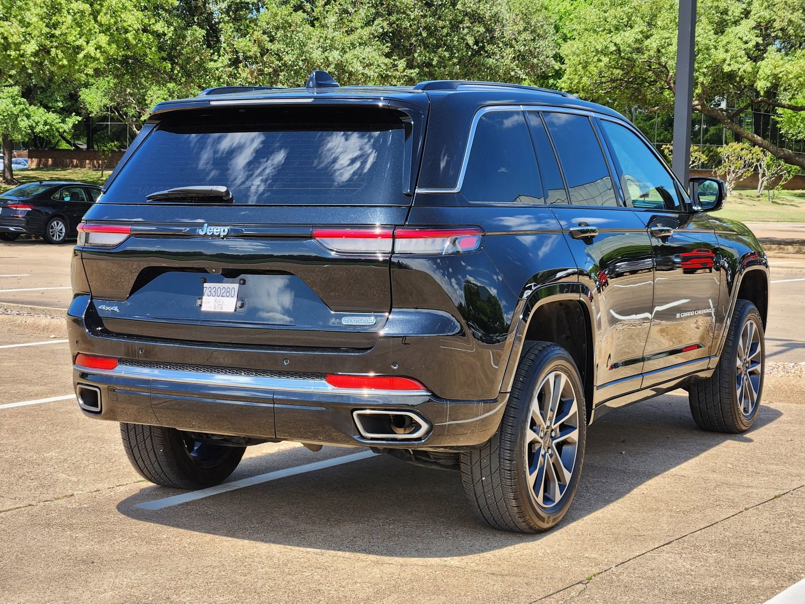 Used 2022 Jeep Grand Cherokee Overland image 6