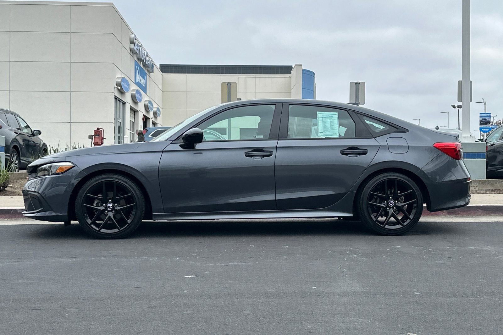 Used 2022 Honda Civic Sport image 6