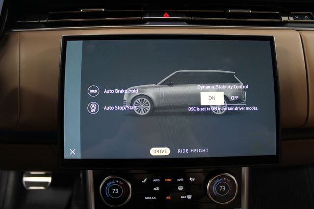 Used 2023 Land Rover Range Rover SE AWD/4WD image 25