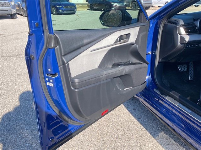 Used 2025 Toyota Camry XSE image 18