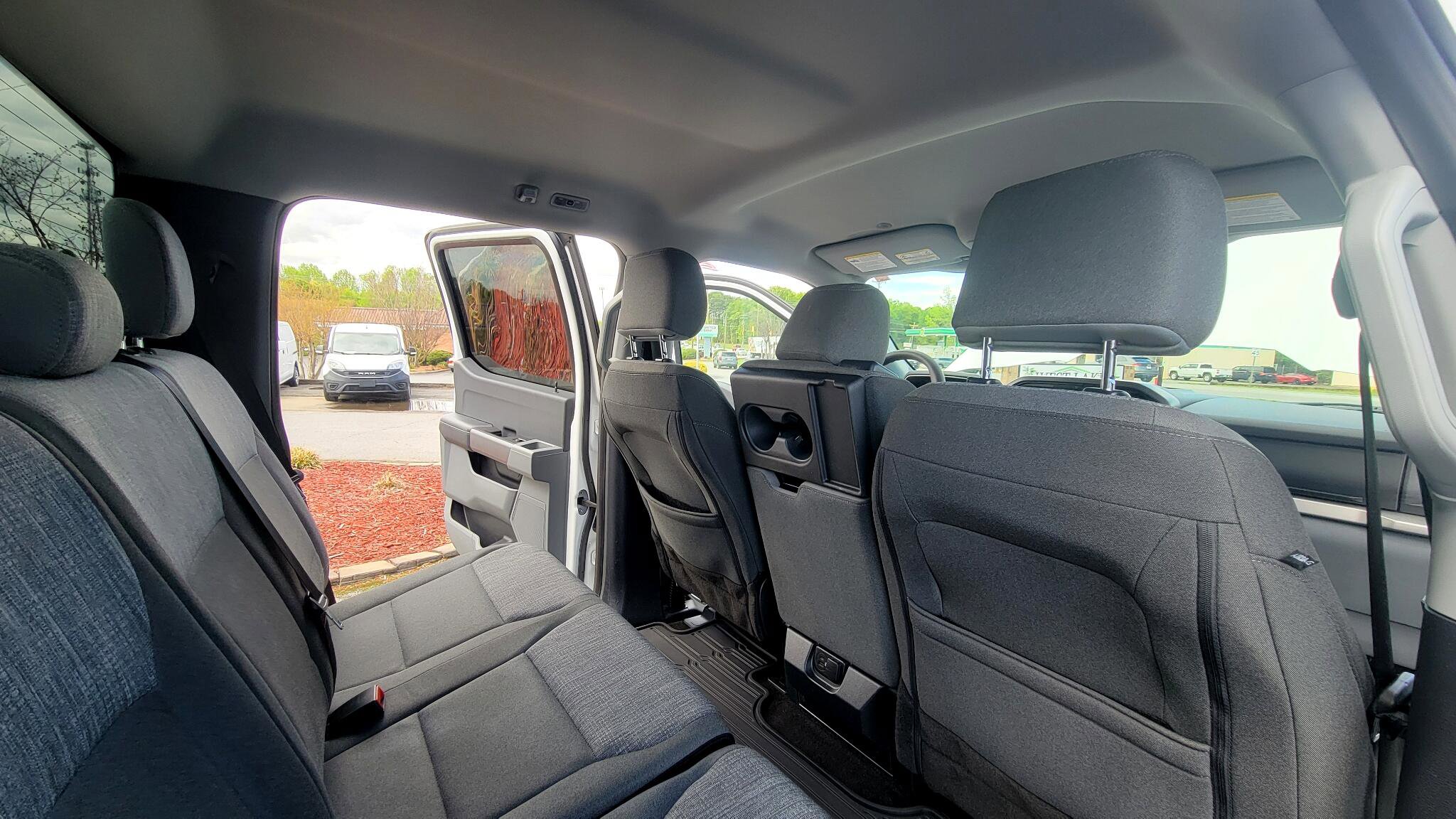 Used 2022 Ford F150 XLT w/ Trailer Tow Package image 38