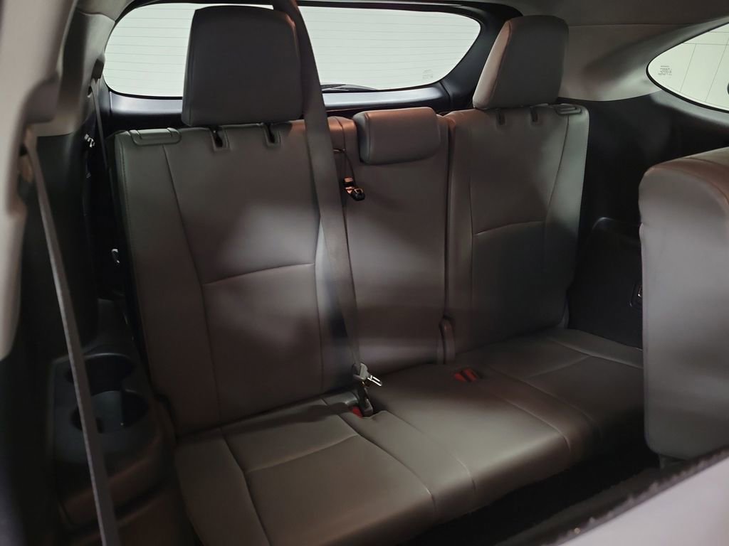 Used 2021 Toyota Highlander Limited image 26