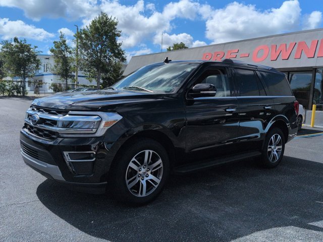 Used 2024 Ford Expedition Limited image 8
