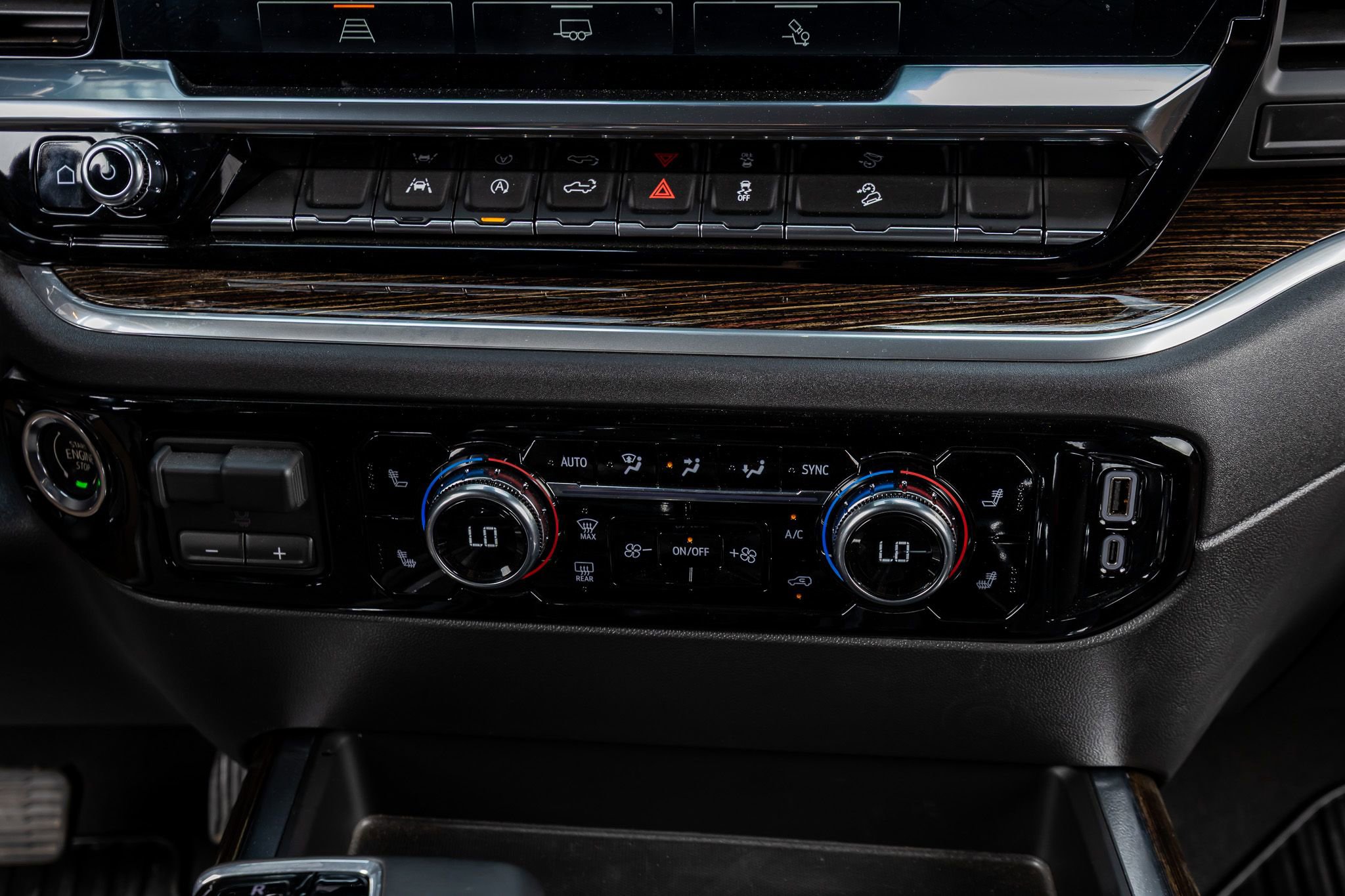 Used 2026 GMC Sierra 1500 Elevation w/ Preferred Package image 27