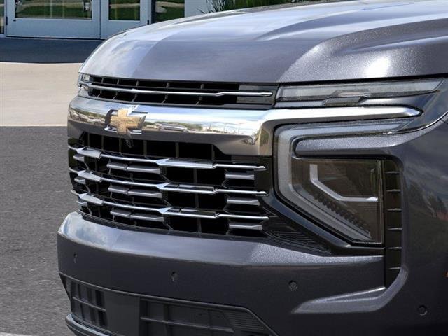 New 2025 Chevrolet Suburban Premier image 13