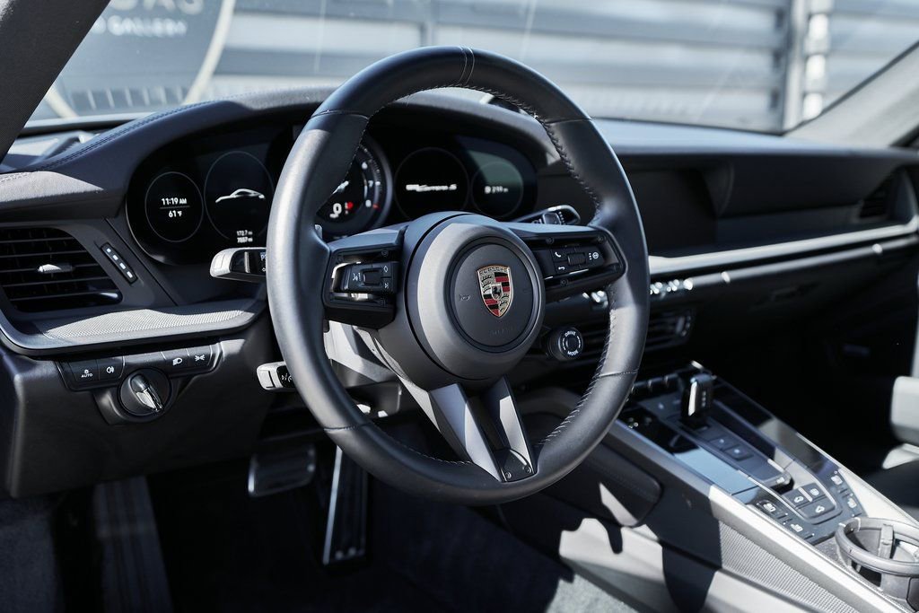 Used 2024 Porsche 911 Carrera S w/ Sport Package image 30