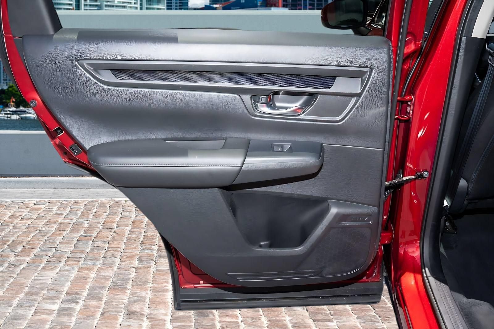Certified 2025 Honda CR-V LX image 12