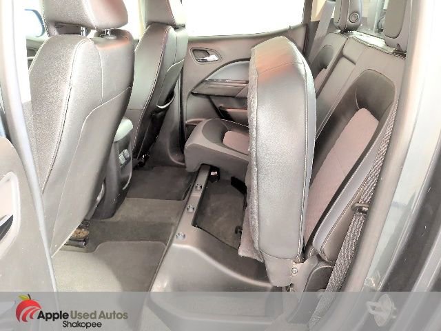 Used 2015 Chevrolet Colorado Z71 AWD/4WD image 28