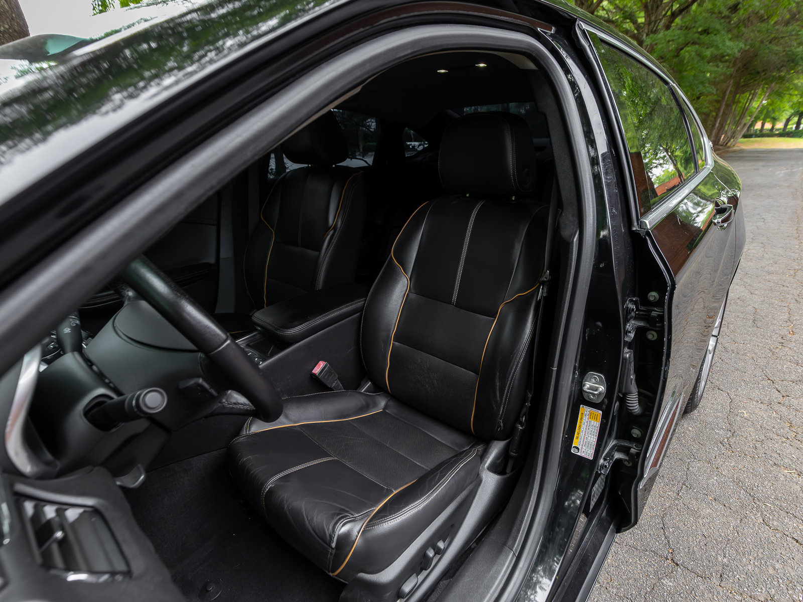 Used 2019 Chevrolet Impala Premier FWD image 12