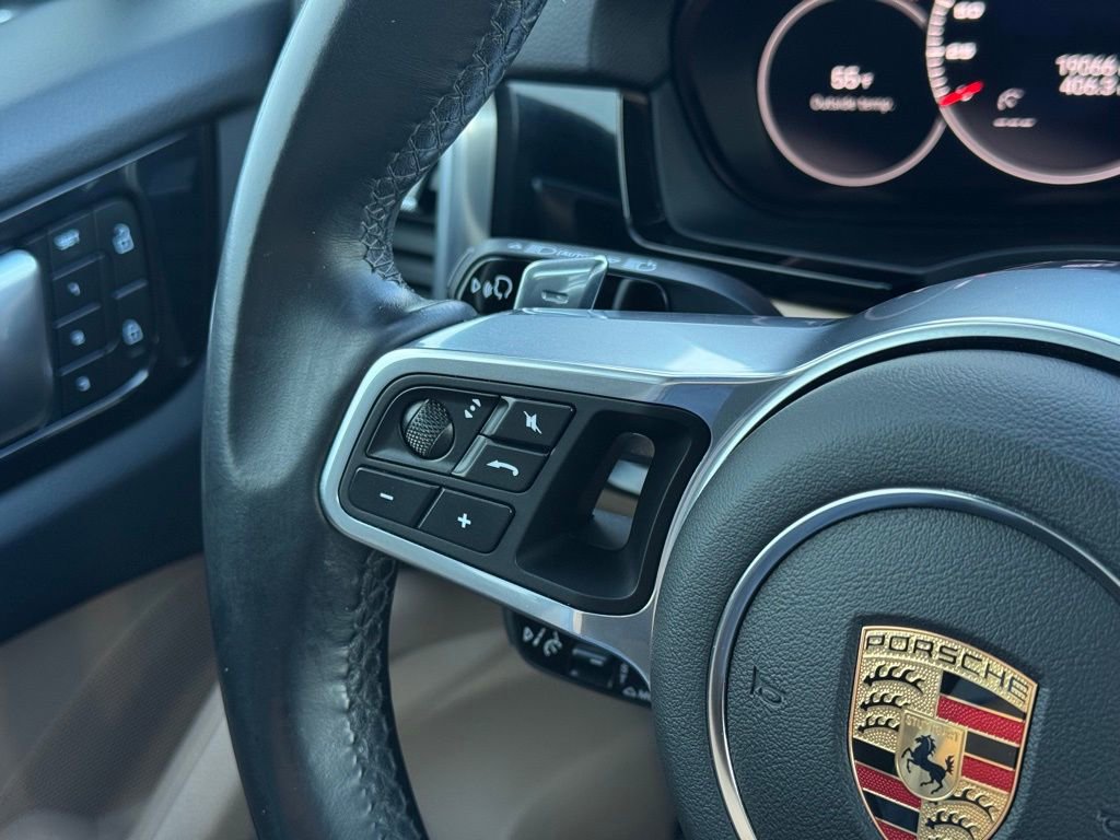 Certified 2023 Porsche Cayenne AWD/4WD image 17