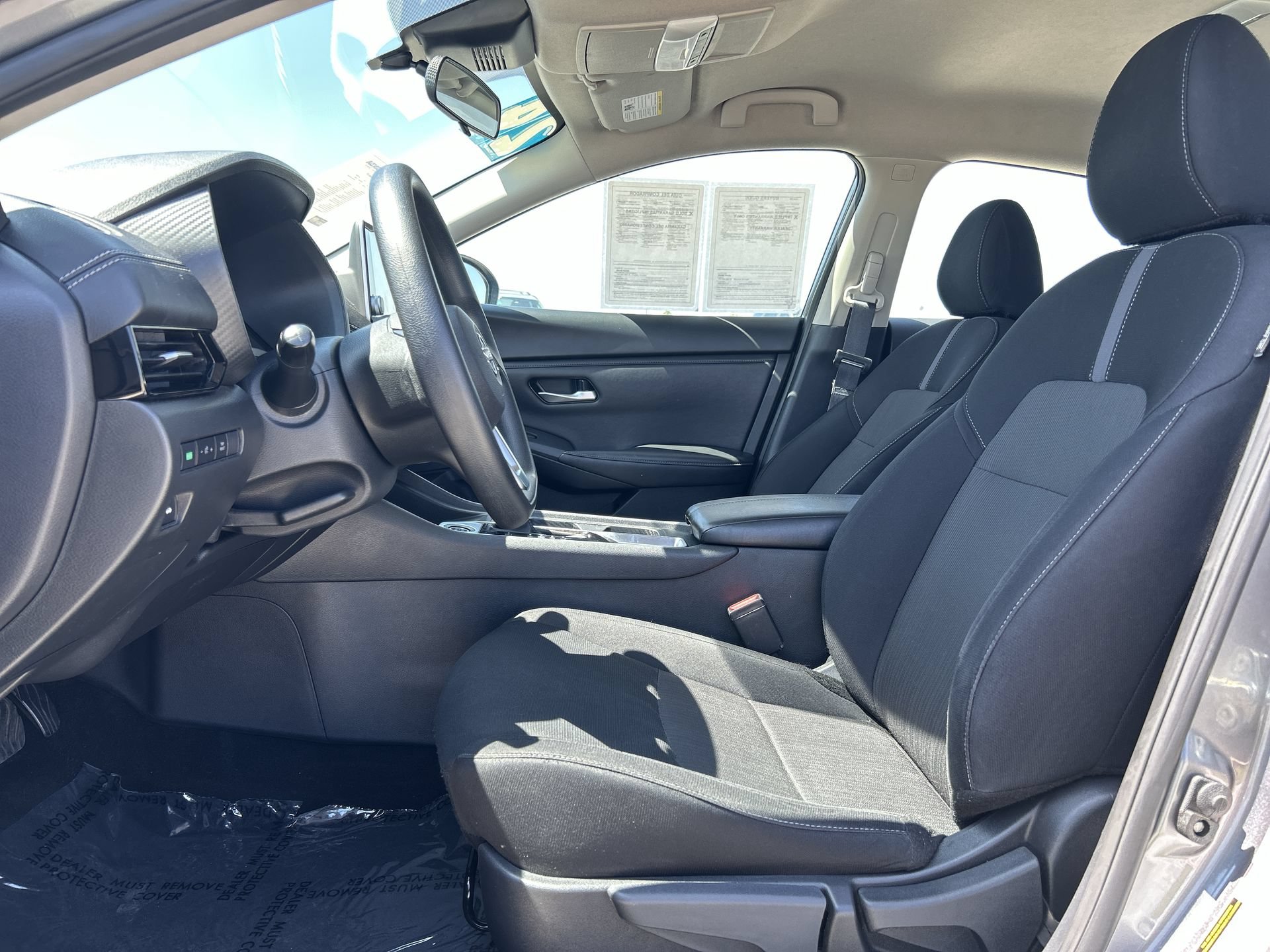 Used 2024 Nissan Sentra SV FWD image 13