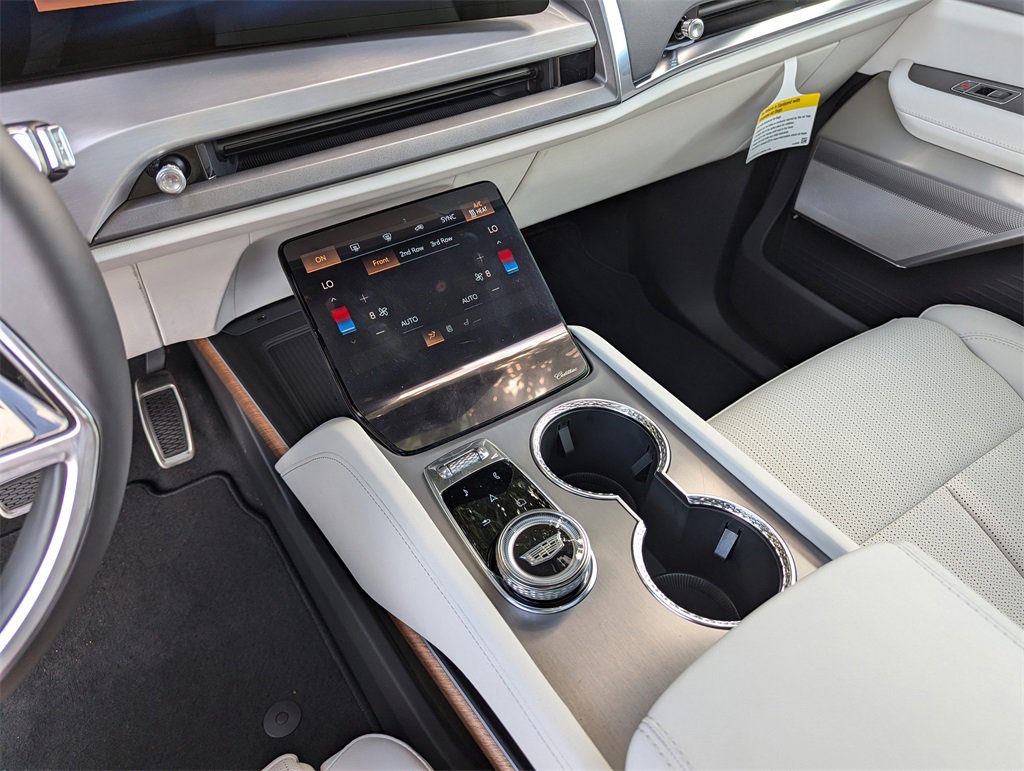 New 2026 Cadillac Vistiq Sport image 27