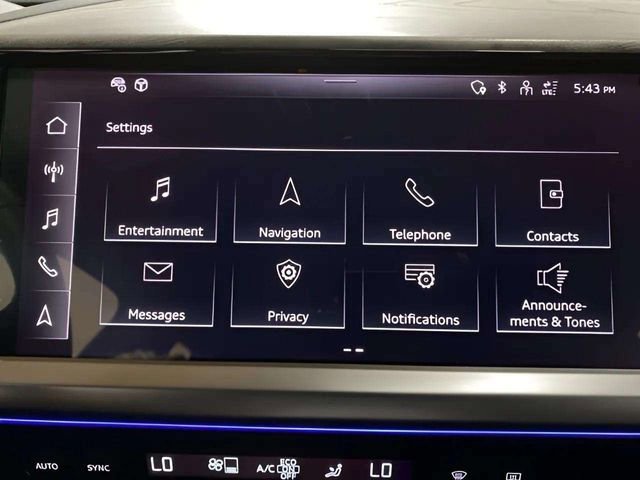 Used 2023 Audi Q4 e-tron Premium Plus w/ Premium Plus image 49