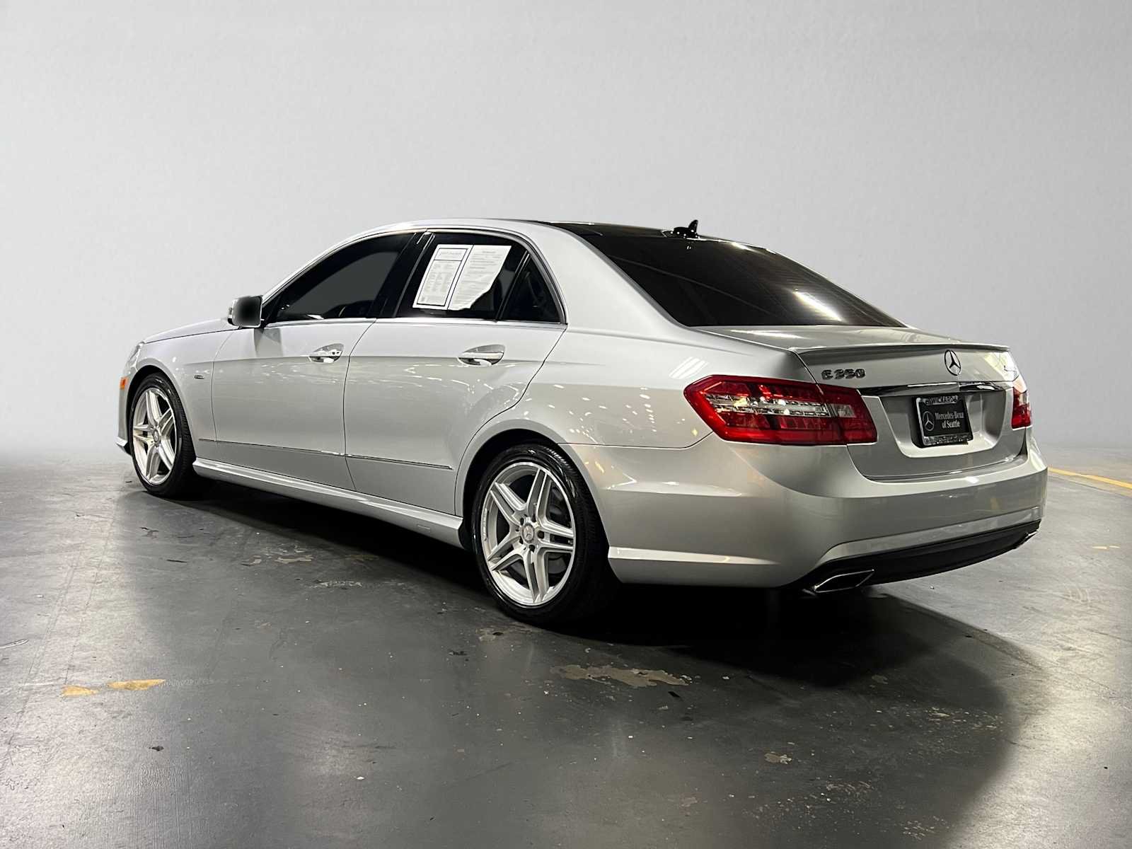Used 2012 Mercedes-Benz E 350 4MATIC Sedan image 5