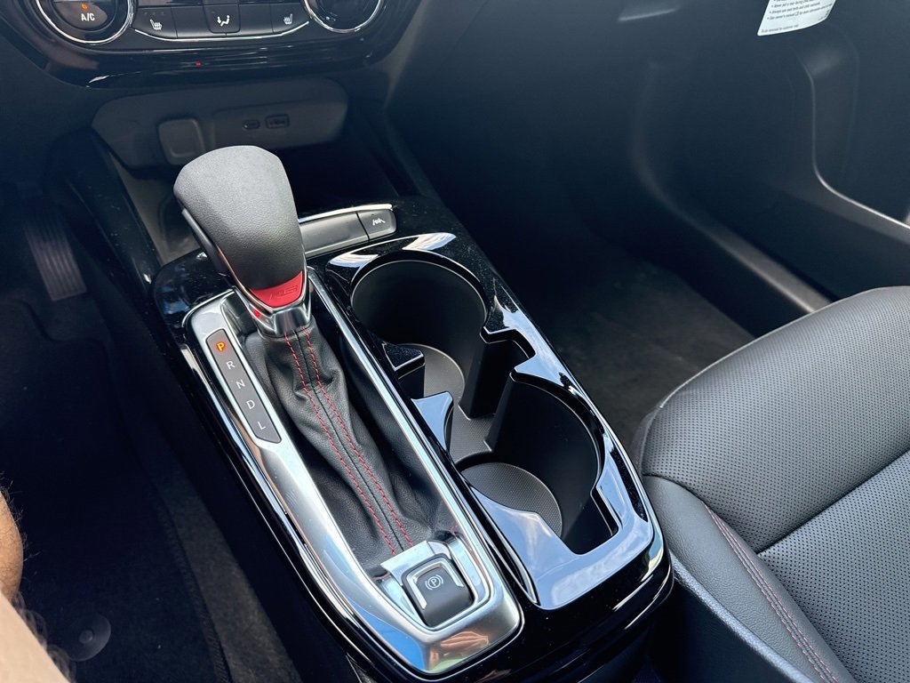 New 2026 Chevrolet Trax RS w/ Sunroof Package image 18