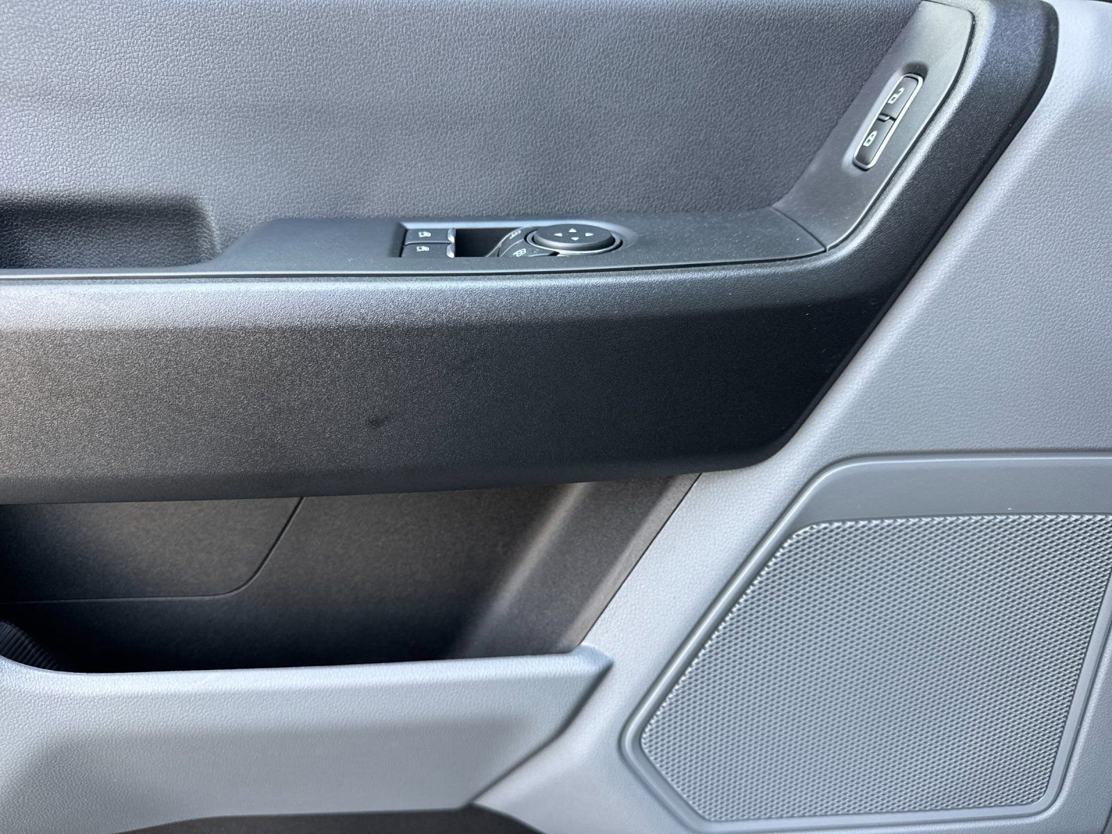 New 2025 Ford F350 XL w/ XL Chrome Package image 10