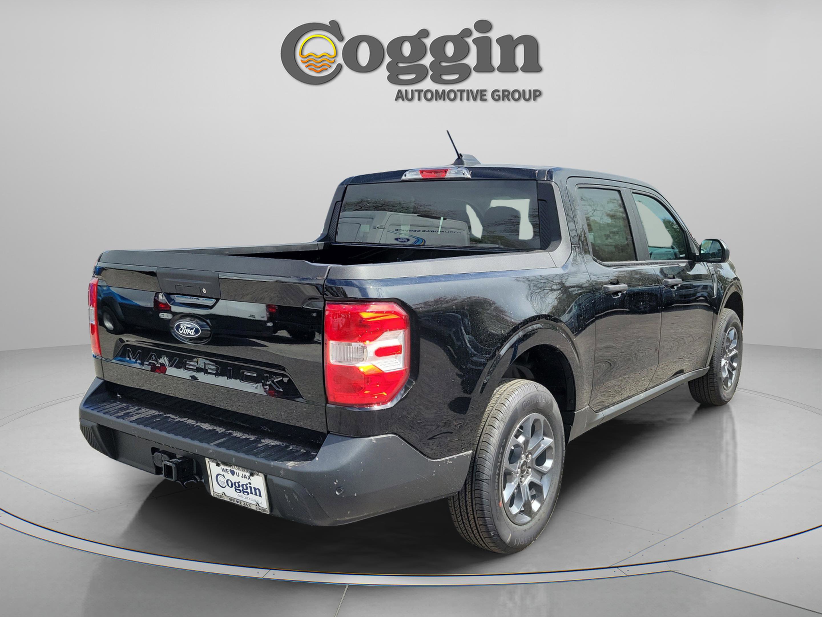New 2026 Ford Maverick XLT w/ Equipment Group 301A AWD/4WD image 4